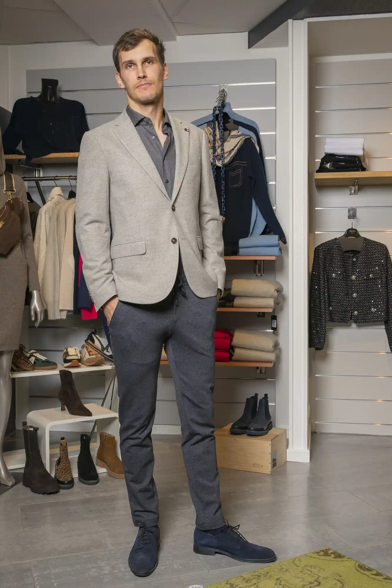 Prêt-à-porter Homme Automne Hiver 2025 23 defile 09 2025 106 - Boutique Bischoff - 8 octobre 2025