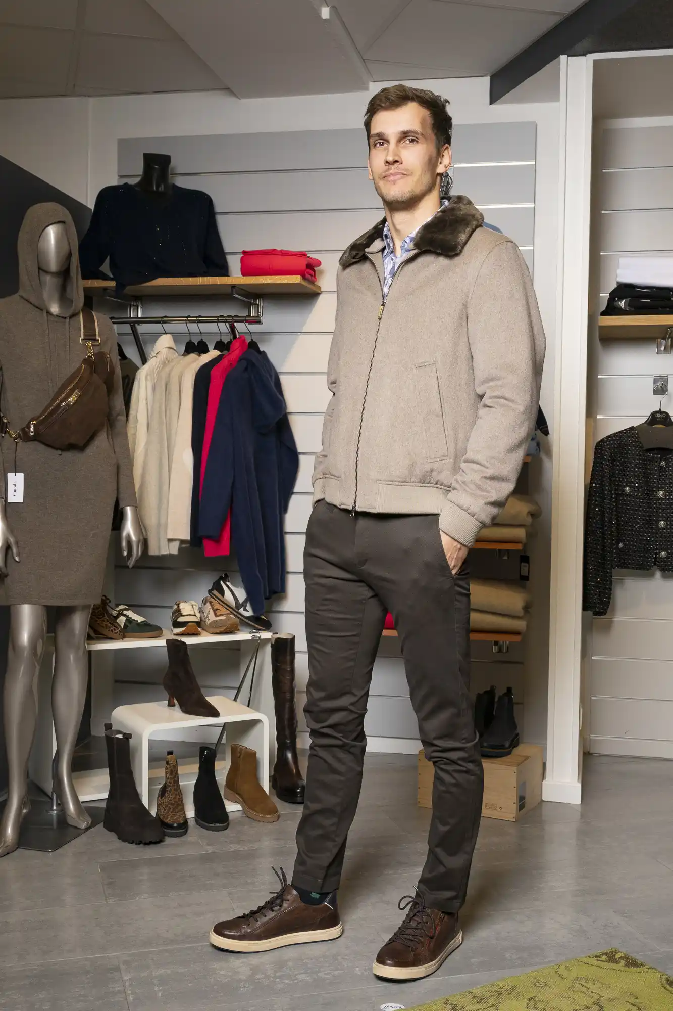 Prêt-à-porter Homme Automne Hiver 2025 5 defile 09 2025 13 - Boutique Bischoff - 8 octobre 2025