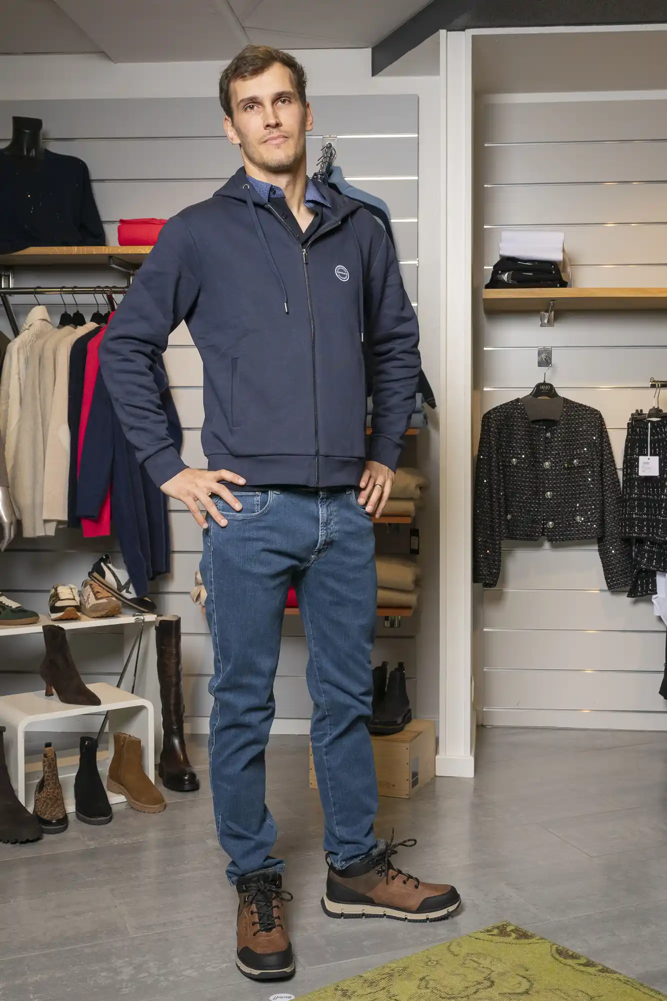Prêt-à-porter Homme Automne Hiver 2025 7 defile 09 2025 25 - Boutique Bischoff - 8 octobre 2025
