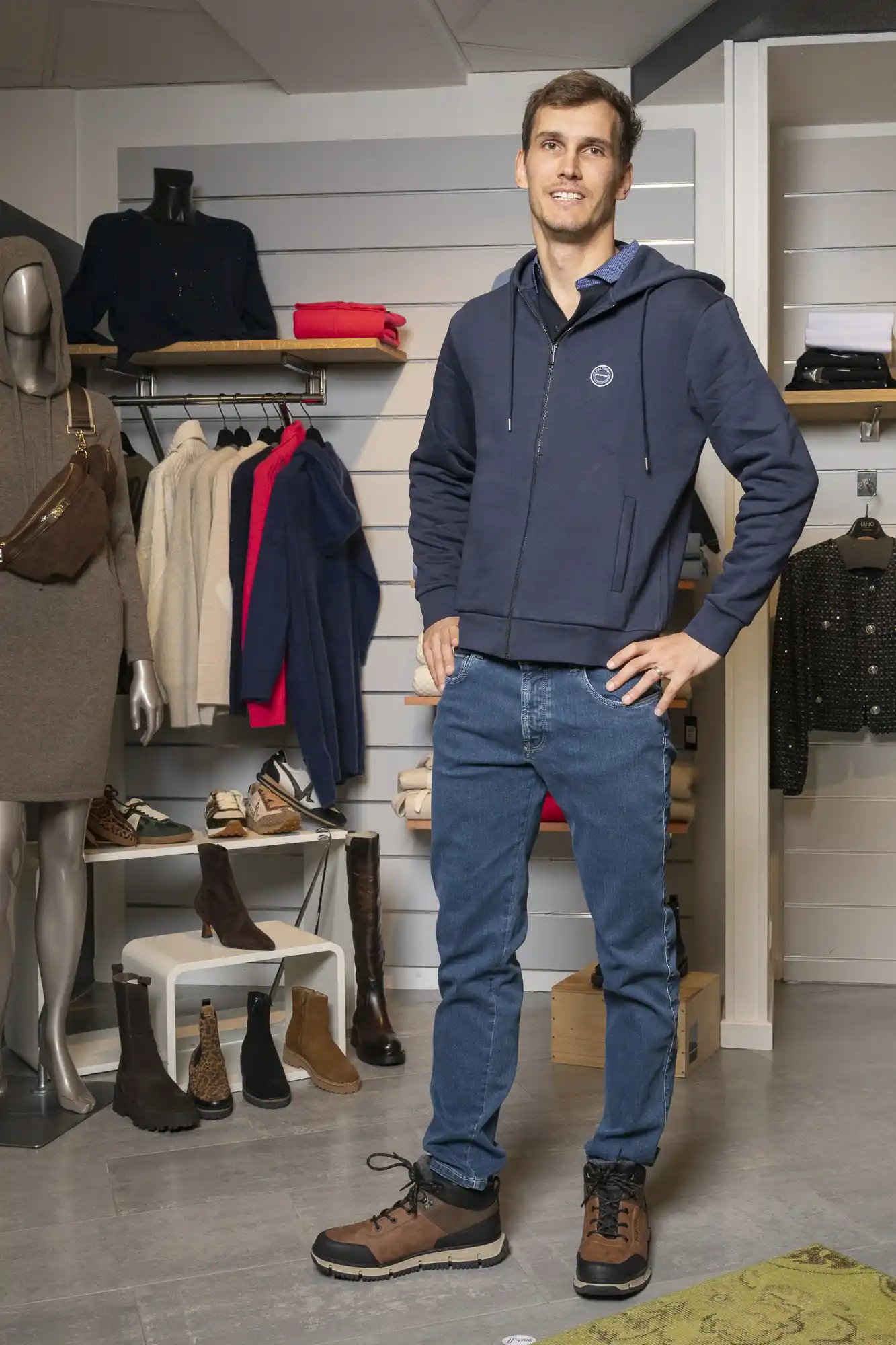 Prêt-à-porter Homme Automne Hiver 2025 8 defile 09 2025 26 - Boutique Bischoff - 8 octobre 2025